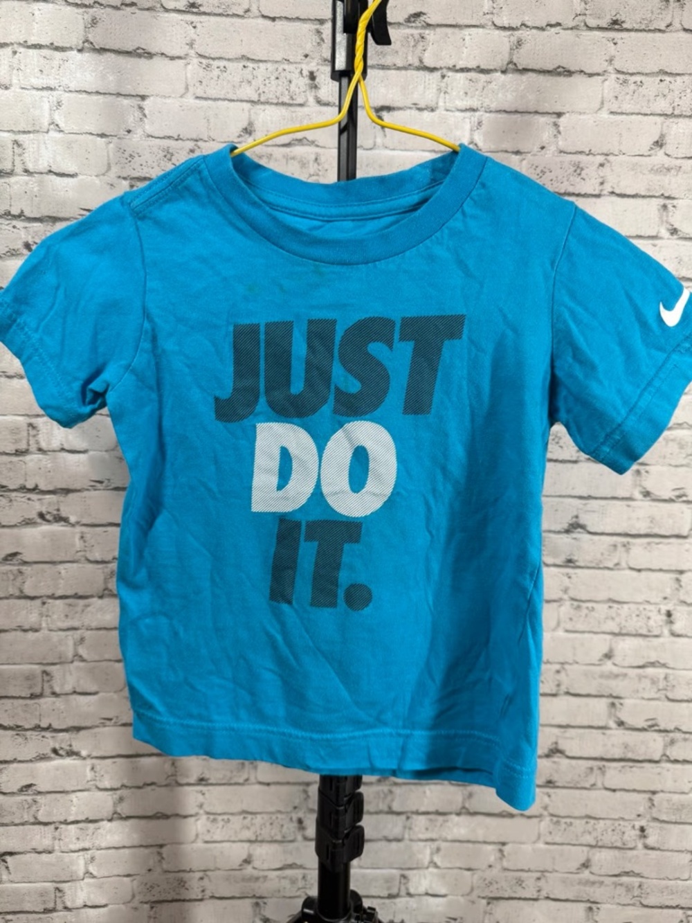 Nike Just Do It Children's Boys Girls Tee Shirt Size 4T - Blue